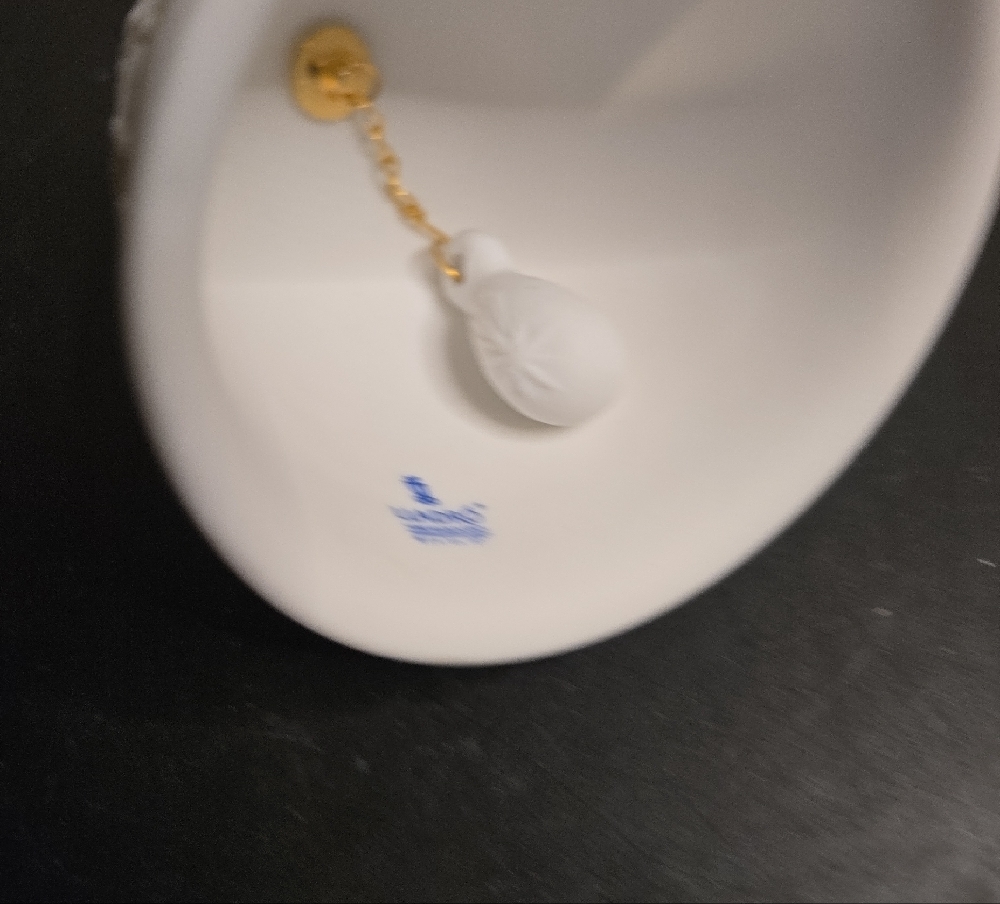 Elegant Lladro 1991 Christmas Ceramic Bell with Ribbon Accent - Picture 8 of 8